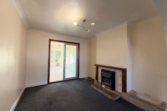 89, Kirkland Avenue, Ilford photo 4