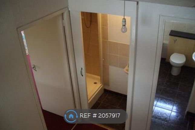 Terraced house to rent in Hunter Close, Potters Bar