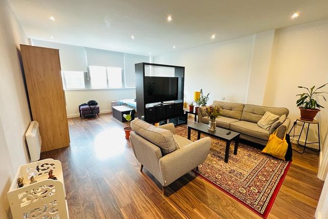 12, Talbot Skyline, Harrow photo 3