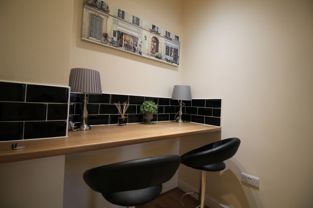 Room to rent in Doncaster Road, South Elmsall
