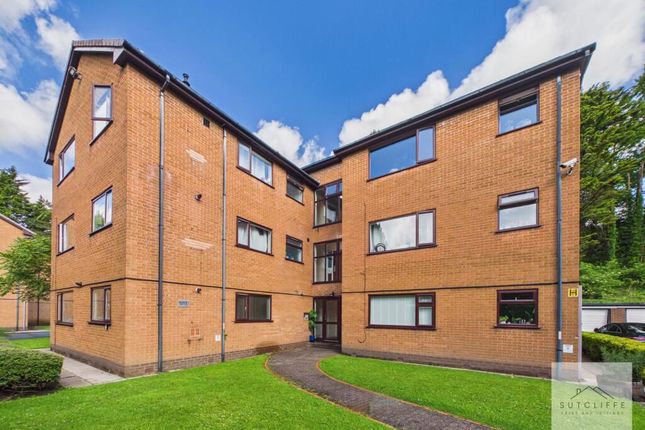 1-bed flat on 24 Manor Park, Watling Street Road, Preston, £57,500