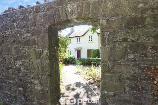 25, Heritage Court, Cwmbran photo 3