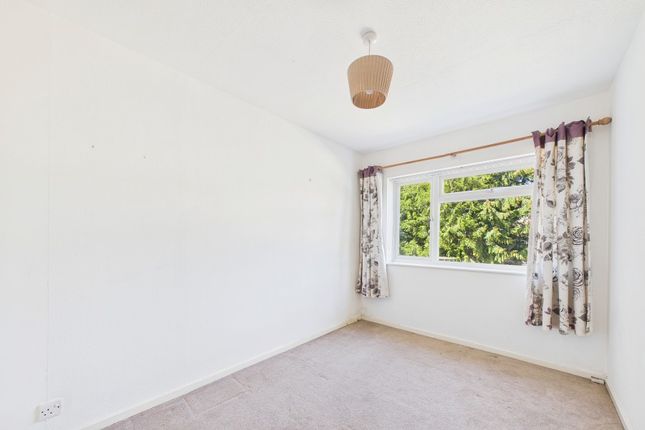 3, Comyns Court, Sandhurst photo 4