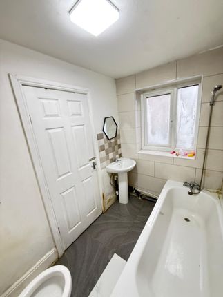 136, Preston Road, Birmingham photo 5
