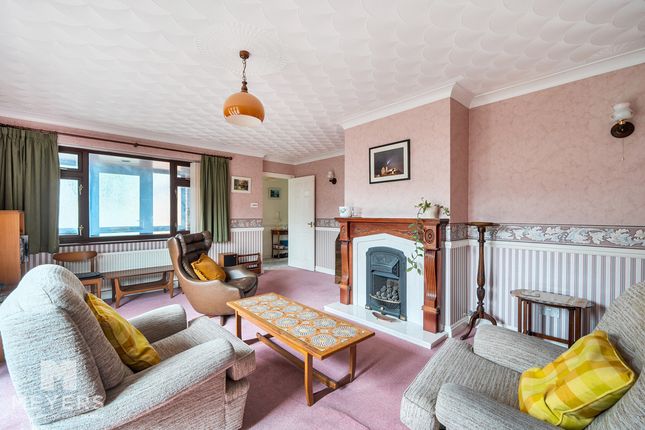 9c Palm Lodge, Colliers Lane, Wool, Wareham Dorset photo 2