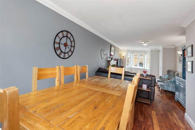 98, Rockbank Crescent, Coatbridge photo 4