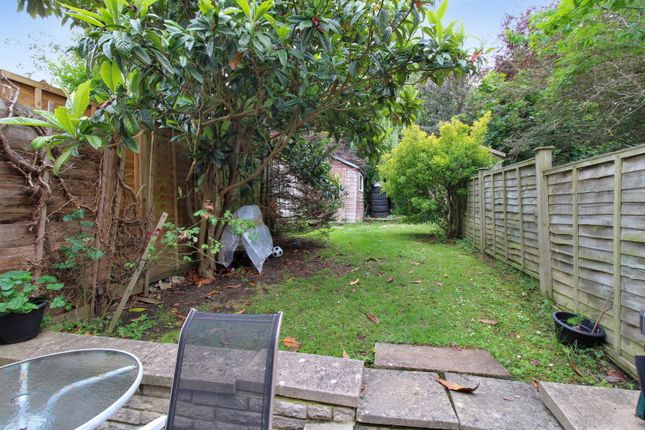 7, Swallowtail Close, Cheltenham photo 4