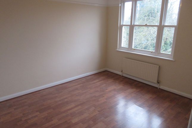 Town house to rent in Millview Meadows, Rochford