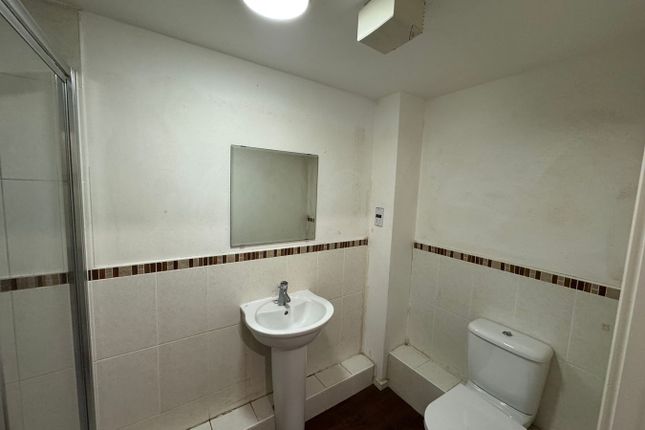 15, Lock View, Manchester photo 5
