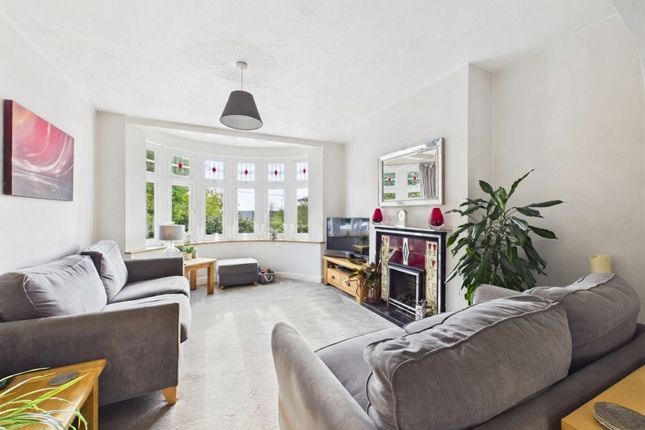 23, Pilgrims Way, Rochester photo 4