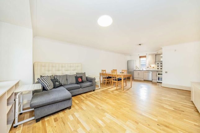 Alexandra Court, London photo 2