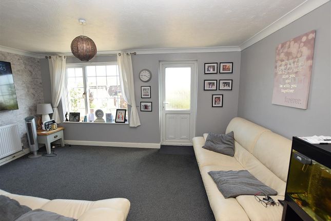 1, Denham Close, St. Leonards-On-Sea photo 3