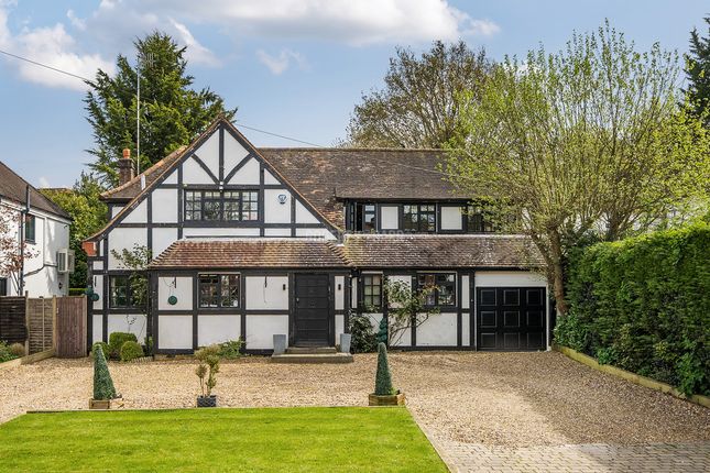 Thumbnail Detached house for sale in Oakridge Avenue, Radlett