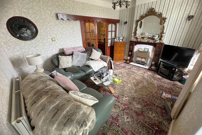 12 Borough Road, Torquay photo 5