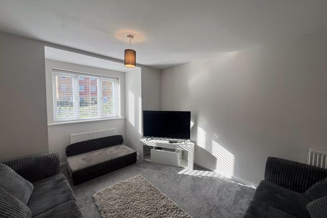 57, Hornbeam Close, Bristol photo 2