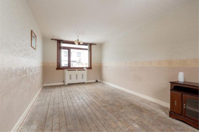 31, Cowden Crescent, Dalkeith photo 2