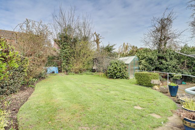 6, Linden Road, Redbourn photo 5