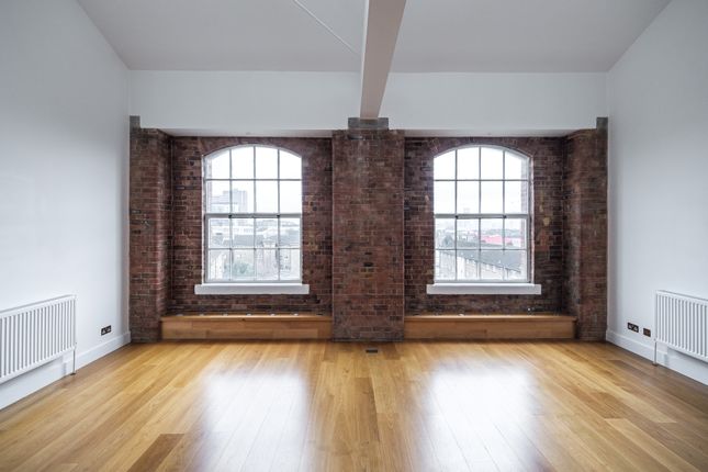 Flat for sale in Limehouse Cut, 46 Spratts Buildings