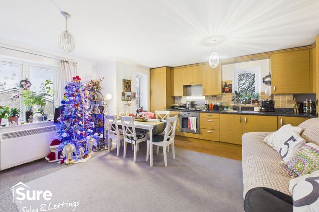 71 Alderman Court, Sempill Road, Hertfordshire photo 5
