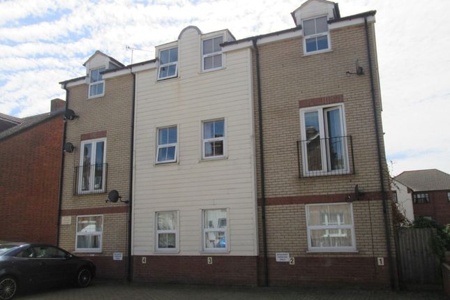Thumbnail Flat to rent in John Crouch Court, Cliff Road, Dovercourt