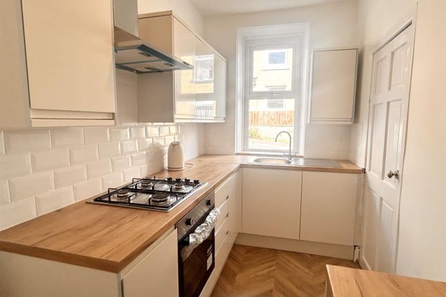 19, Hanover Street, Sowerby Bridge photo 5