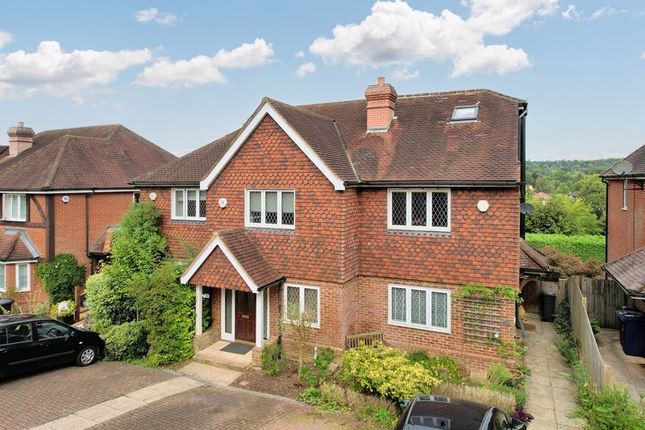 Thumbnail Terraced house for sale in Howberry Chase, Haslemere