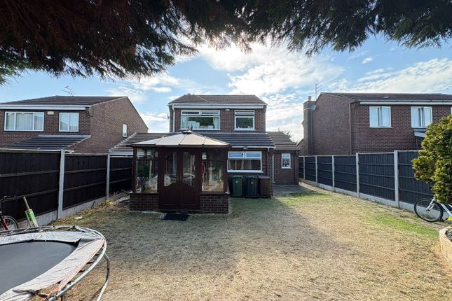 11, Tyrers Avenue, Lydiate photo 3