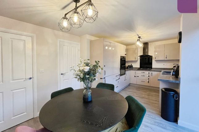 4, Blackmoor Way, Warrington photo 4