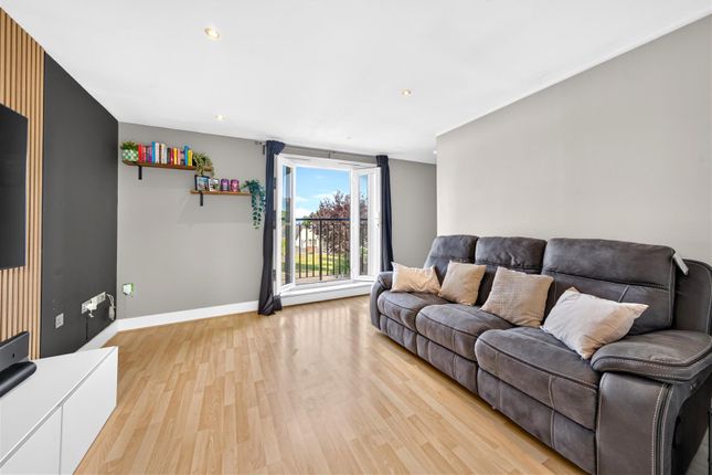 3, Orion Mews, Morden photo 4