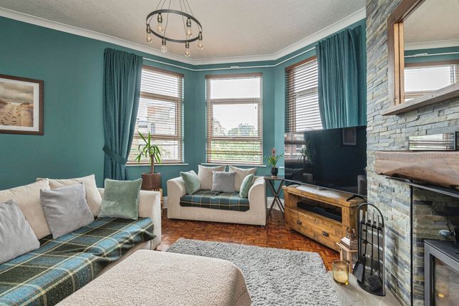 200, Alverthorpe Road, WAKEFIELD photo 4