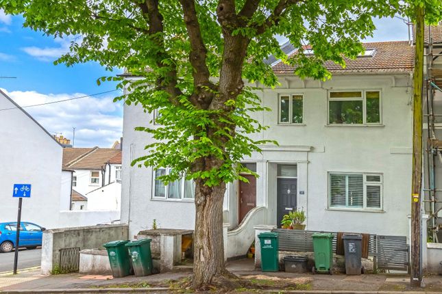 Thumbnail Flat for sale in Franklin Road, Brighton