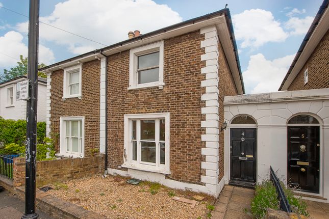 Thumbnail Detached house for sale in Dunstable Road, Richmond