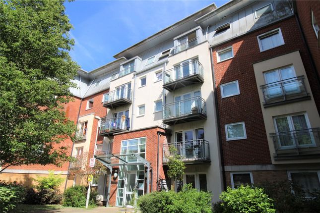 2-bed flat on 399, Winterthur Way, Hampshire, £190,000