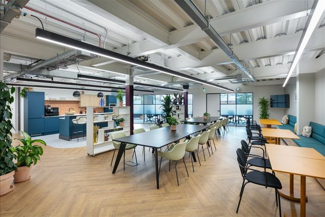 Office to let in 1 Armoury Way, The Gatehouse, London