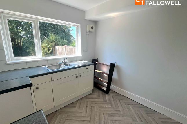 32 Hillsway Crescent, Mansfield photo 2