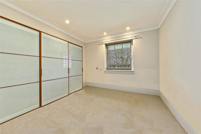 27 Magenta House, 21, Whitcome Mews, Surrey photo 4