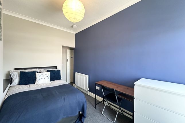 5 Bed, HMO Savile Road, Wakefield