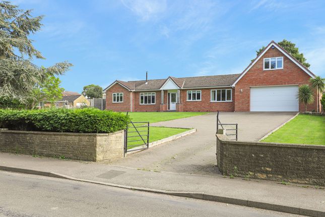 Thumbnail Detached house for sale in Hague Lane, Renishaw