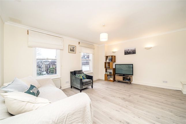 Thumbnail Flat for sale in Lavender Hill, Clapham Junction, London