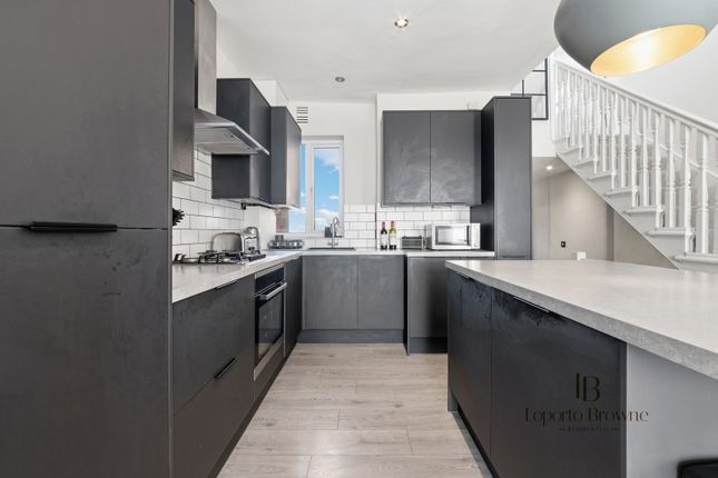 281b, Chapter Road, London photo 3