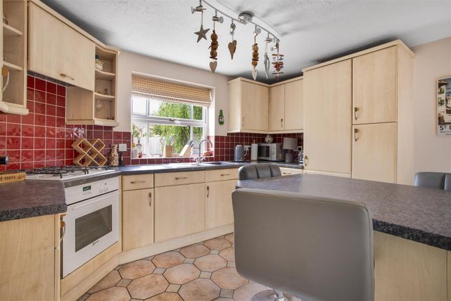 28, Ryton Way, Derby photo 3