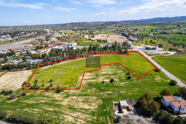 Land for sale in Malounta, Cyprus
