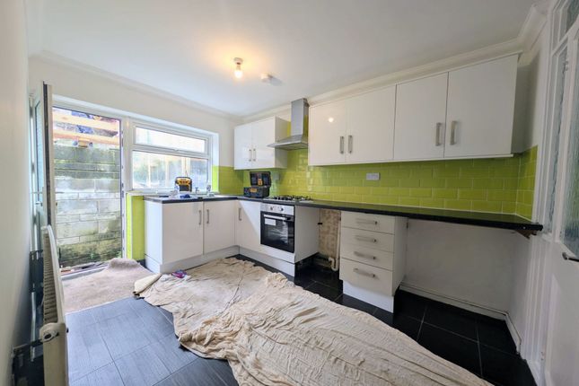 22 Albert Street, Mountain Ash photo 4