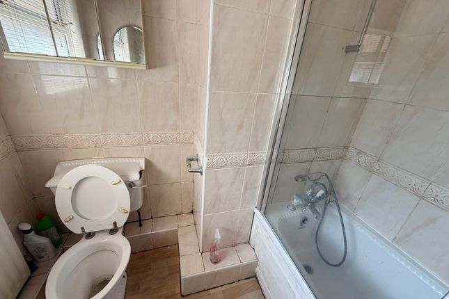 47 Holborough Road, Snodland photo 5