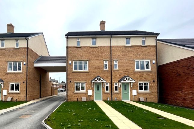 Thumbnail Semi-detached house to rent in Whitehall Drive, Broughton, Preston