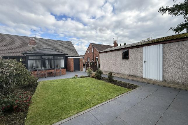 Palmerston Close, Manchester photo 4