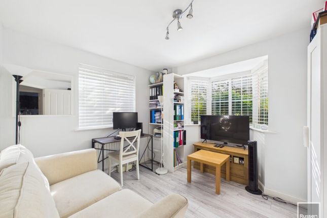 18, Sir Alfred Munnings Way, Norwich photo 4