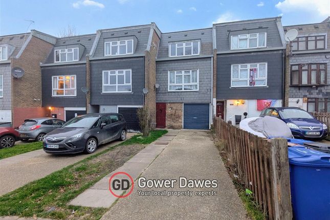 4-bed house on 7, Crusader Close, Purfleet-on-Thames, £350,000