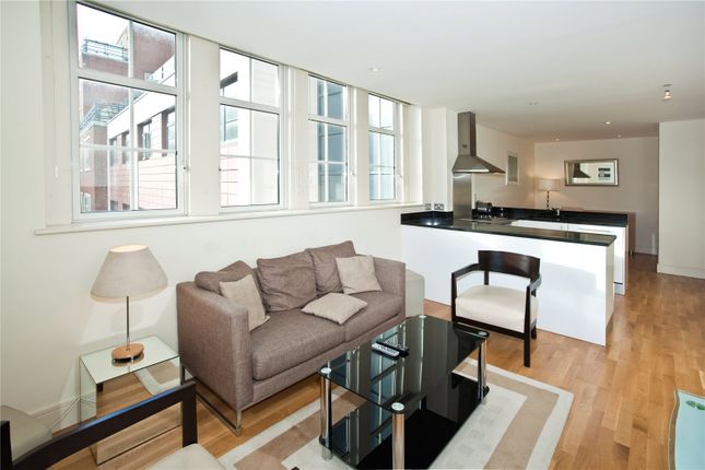 Thumbnail Flat to rent in Romney House, 47 Marsham Street, London