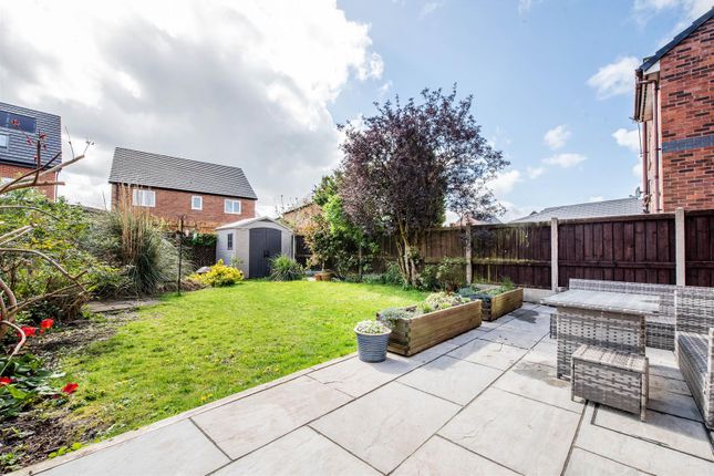 16, Grange Drive, Chorley photo 4